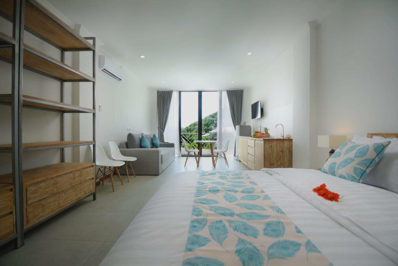 Triple 8 Suites Labuan Bajo Eksteriør bilde
